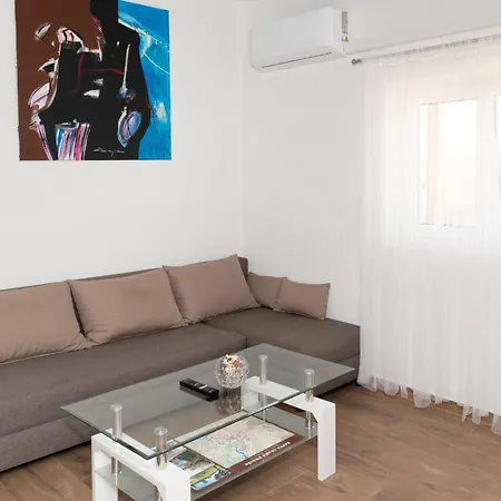 Five Bedroom With Pool Βίλα