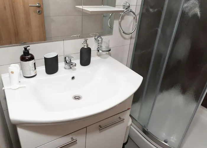 Five Bedroom With Pool Villa