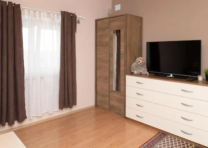 Five Bedroom With Pool Villa