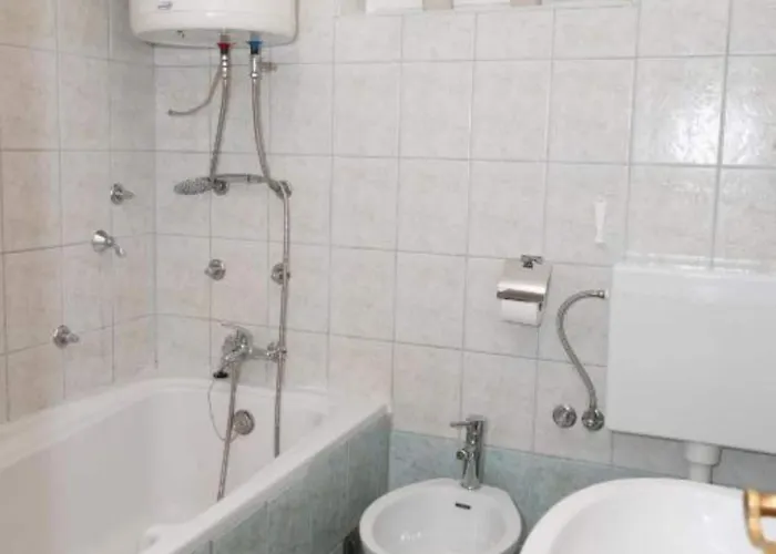 Villa Five Bedroom With Pool